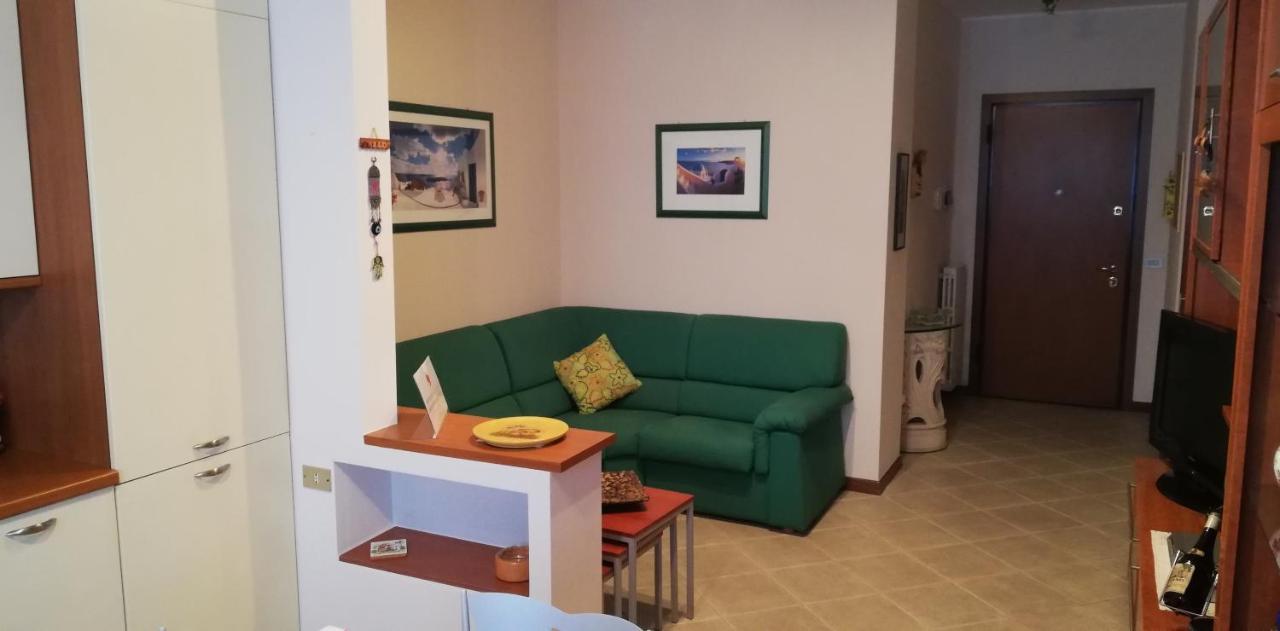 Casa Vacanze La Mela 蒙扎 外观 照片