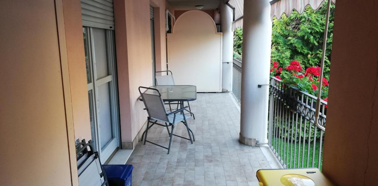 Casa Vacanze La Mela 蒙扎 外观 照片