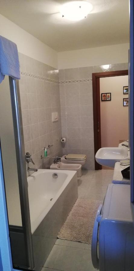 Casa Vacanze La Mela 蒙扎 外观 照片